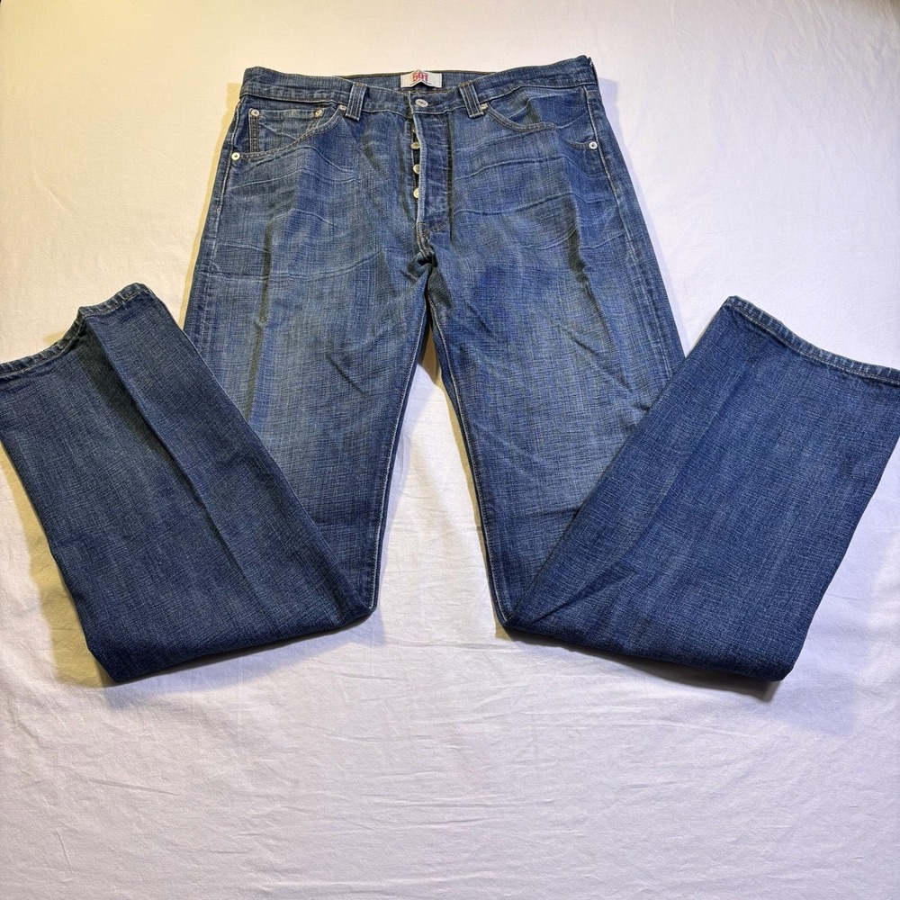 Levi's 501 Mens Jeans 34x34 Straight Leg Button Fly Medium Wash Denim Size